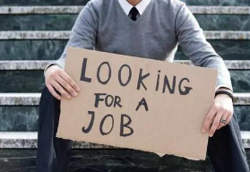美国市场因失业申请激增而出现分歧
