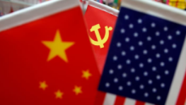 美国财长耶伦与中国副总理谈合作与经济复苏