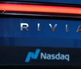 在 2021 年全球最大 IPO 之后，Rivian 的首次亮相价值超过 1000 亿美元